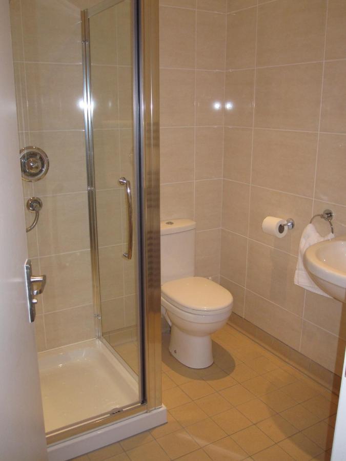 Clifton Lodge Hotel High Wycombe Dış mekan fotoğraf